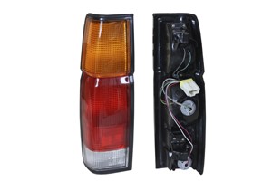 Takavalo, Vasen, NISSAN PICK UP, B6555 23G10