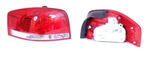 Takavalo, Oikea, AUDI A3, 8P0 945 096