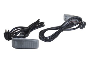 Vilkkuvalo, Asennus sivulle, MERCEDES-BENZ