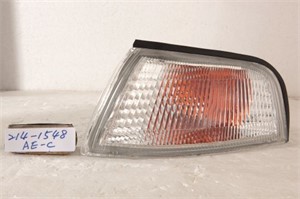 Vilkkuvalo, Eteen, oikea, MITSUBISHI LANCER V, MB821044