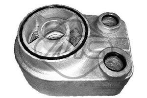 Öljynjäähdytin, moottoriöljy, DACIA,MERCEDES-BENZ,NISSAN,RENAULT,SUZUKI, 1660084A00, 2130 000 QAE, 2130000Q0H, 8200 267 937, 8200 606 29