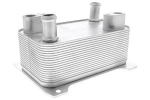 Öljynjäähdytin, automaattivaihteisto, AUDI A8 D3, VW PASSAT B6, PASSAT B6 Variant, PHAETON, 4E0 317 021 H